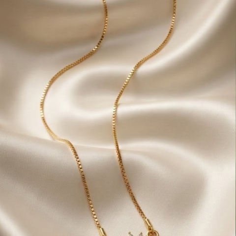 Gold Plated Floral Pendant Necklace